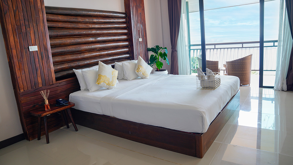 402 Treasure Hillside Sea view Suite JW-_6-small