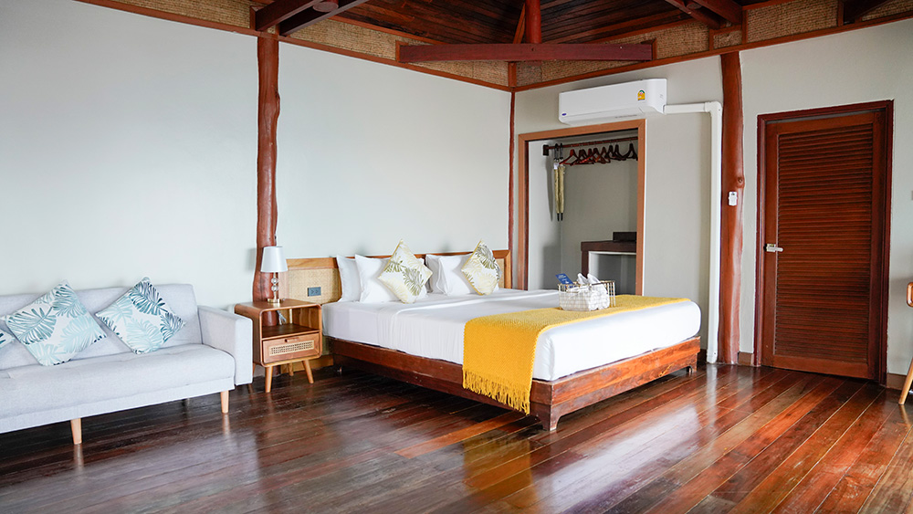 Panoramic Seafront Villa-JW-_10-small