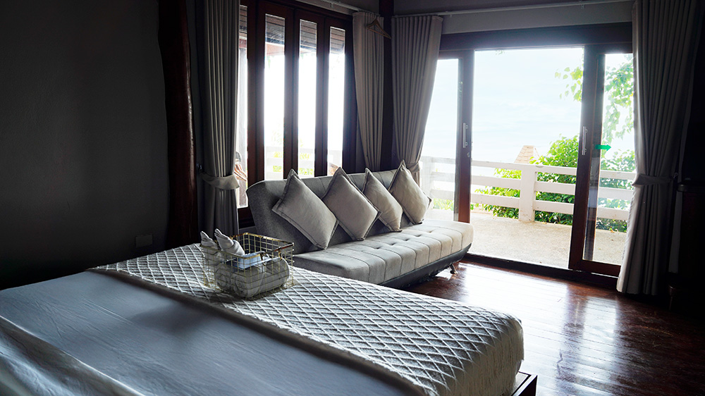 Prime Seafront Villa Family Suite-JW-_5-small