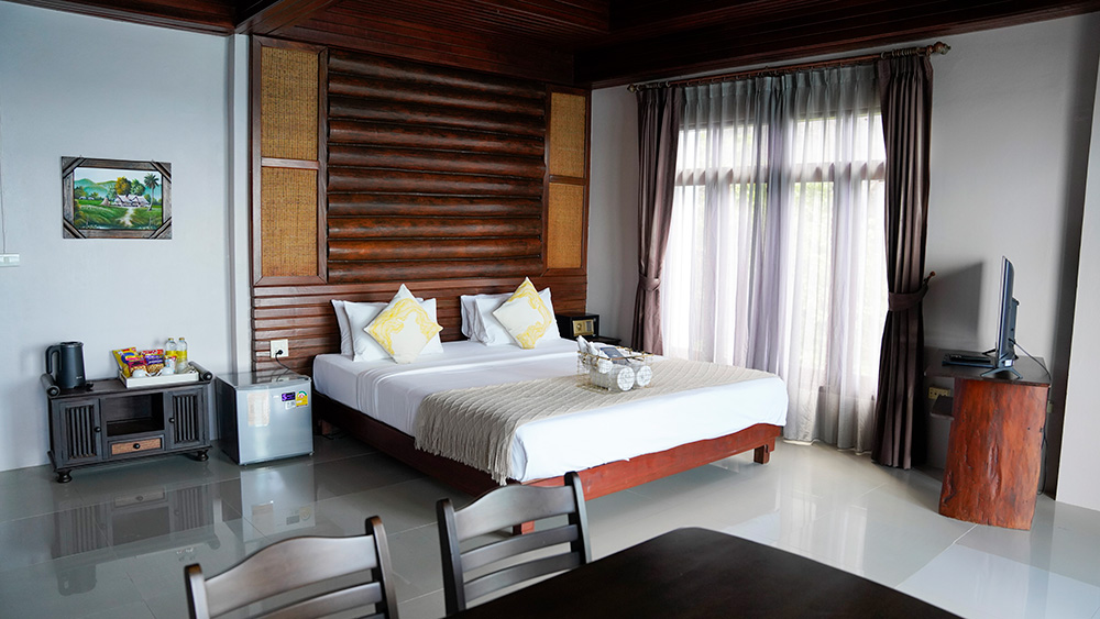 Prime Seafront Villa-JW-_10-small