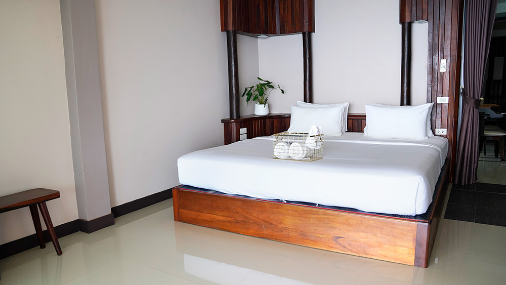 King-size bed